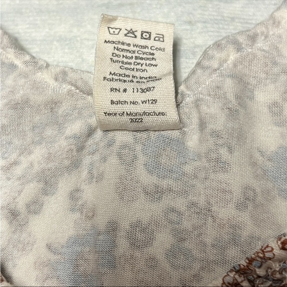 Kate Quinn Ditsy Floral Ruffled V Neck Ruched Sleeveless Top M - Picture 7 of 10